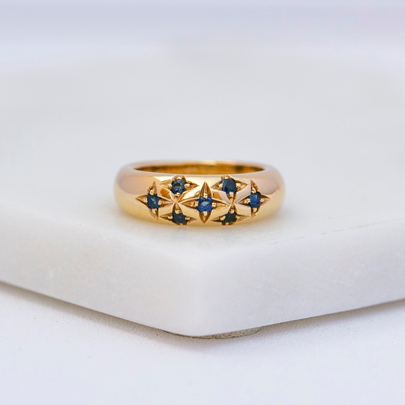 Vintage Chaumet Gold & Sapphire Star Ring