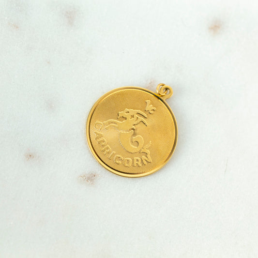 Retro Capricorn Medallion