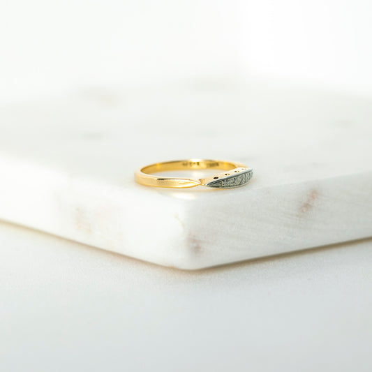 Retro Criss Cross Band